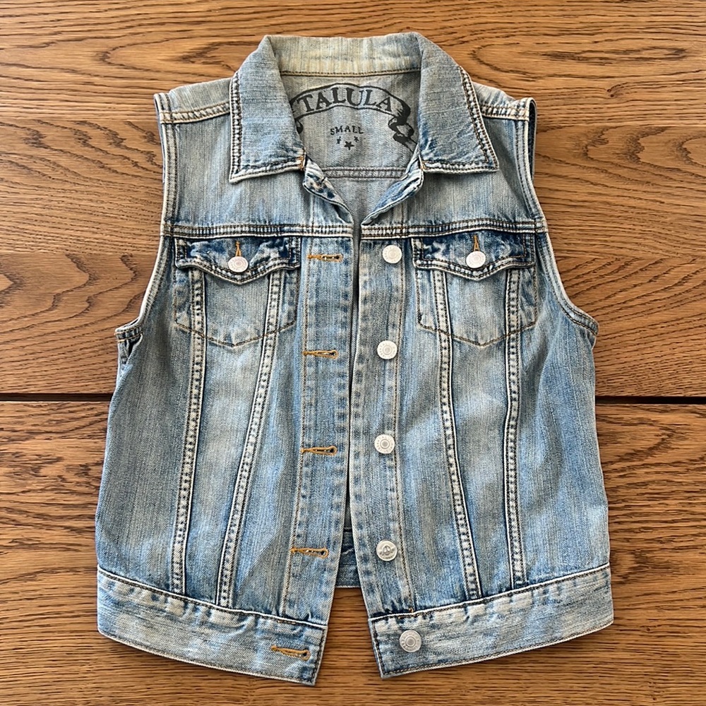 Aritzia Talula jean vest